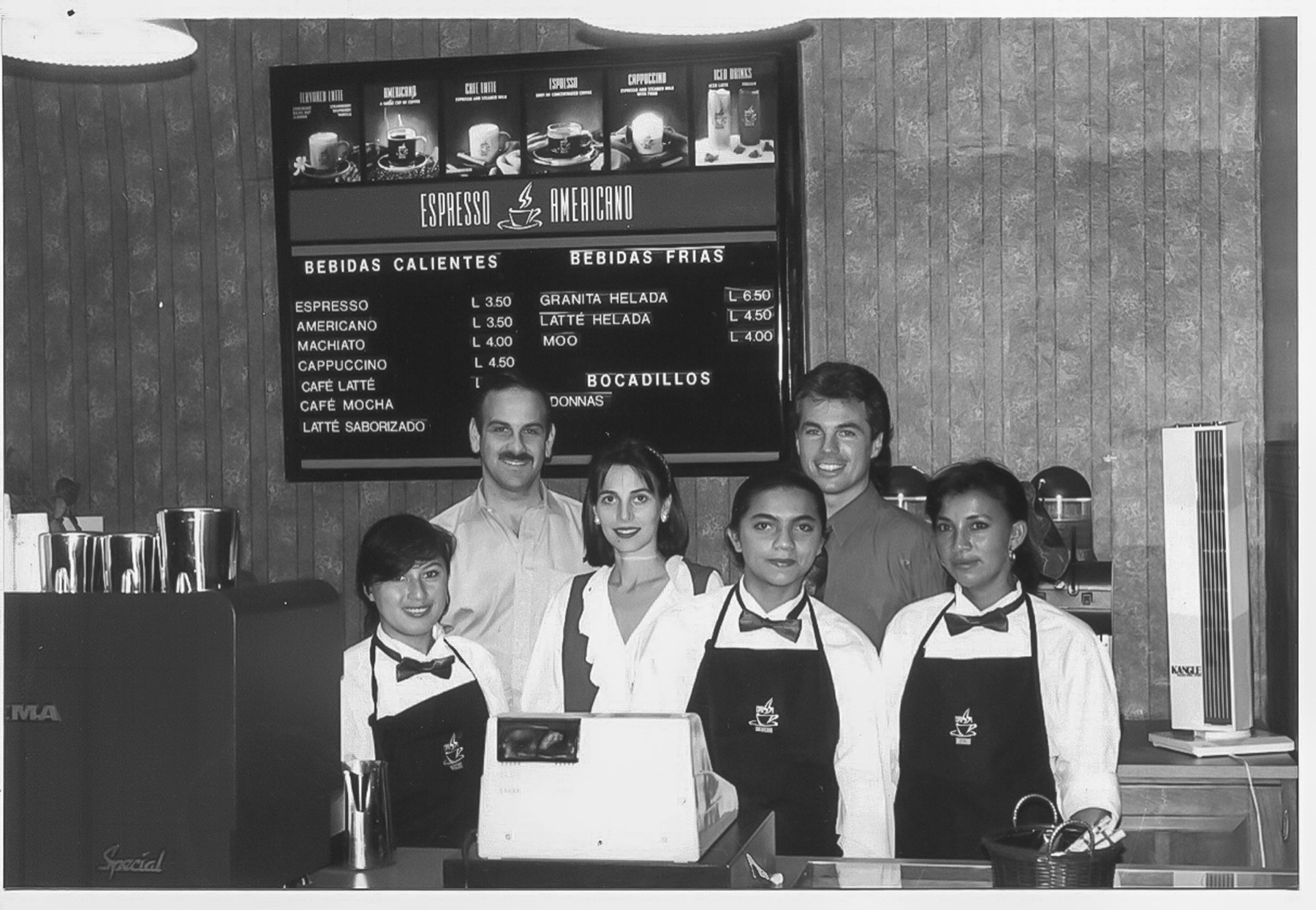 Equipo del primer Espresso Americano en Tegucigalpa